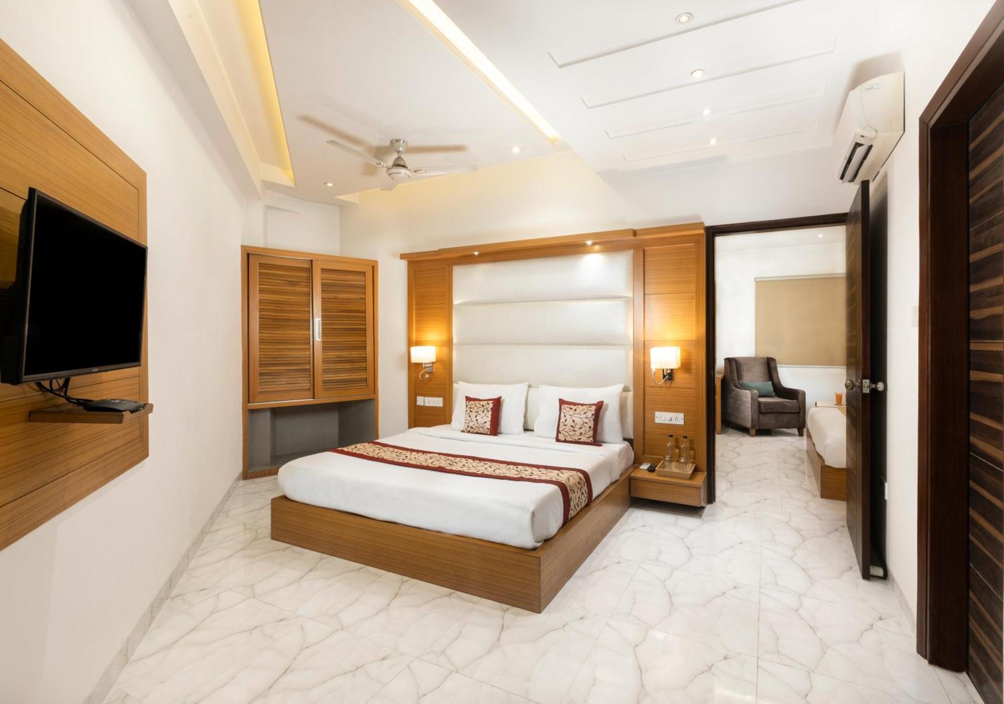 Hotel Aero Star By Star Group Νέο Δελχί Εξωτερικό φωτογραφία