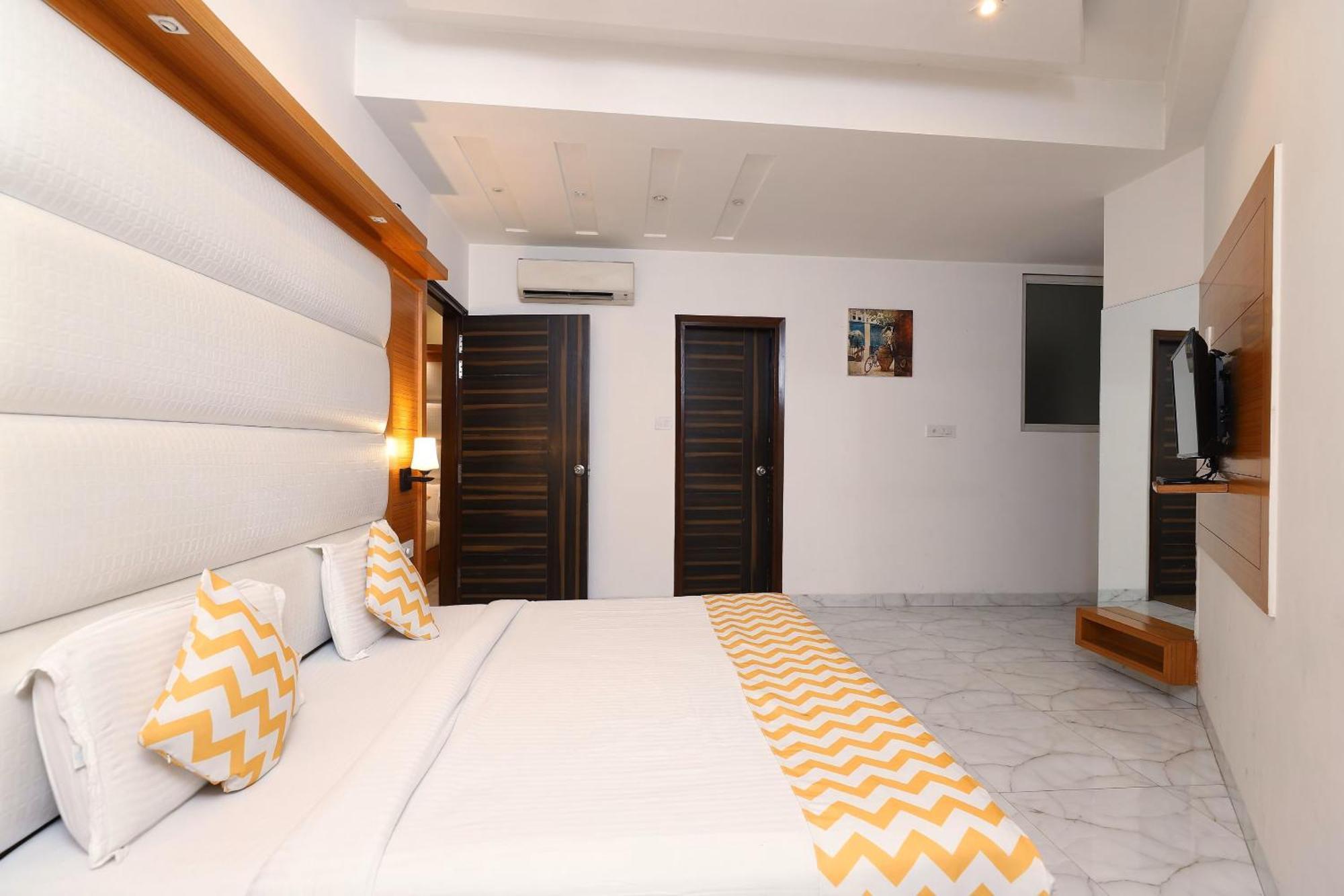 Hotel Aero Star By Star Group Νέο Δελχί Εξωτερικό φωτογραφία